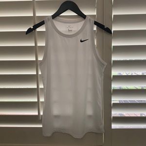 Nike women’s dry fit tank